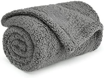 Premium Fluffy Fleece Dog Blanket; Soft and Warm Pet sleeping mat (size: Small (24*32"), color: Grey Blanket)